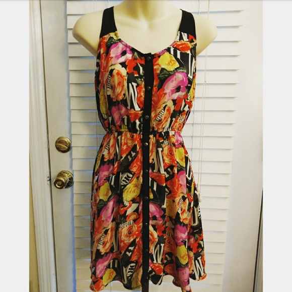 silence + noise Dresses & Skirts - {Urban Outfitters} Silence + Noise Montage Dress